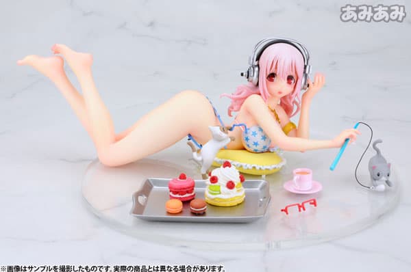 Super Sonico Sweets & Bikini ver. Complete figure