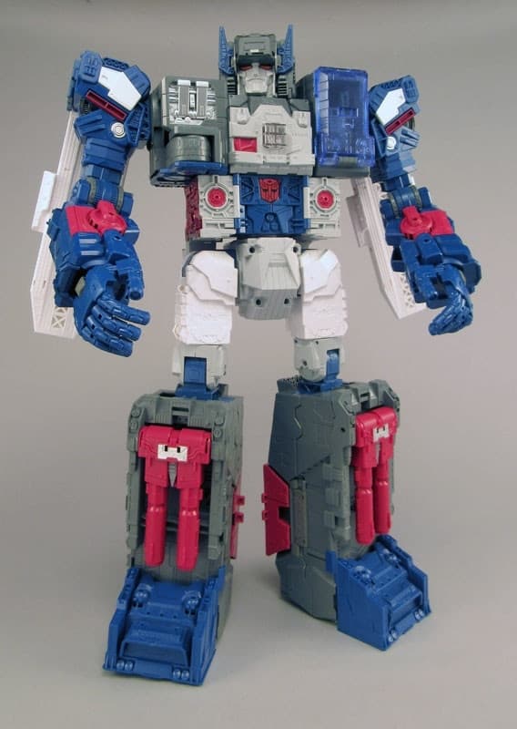 Transformers: The Headmasters - Fortress - Fortress Maximus - Titan Class - Transformers Legends (LG-31)