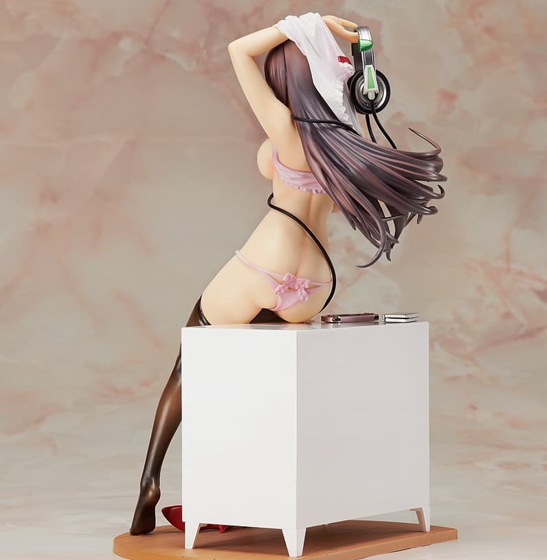 Figure image
