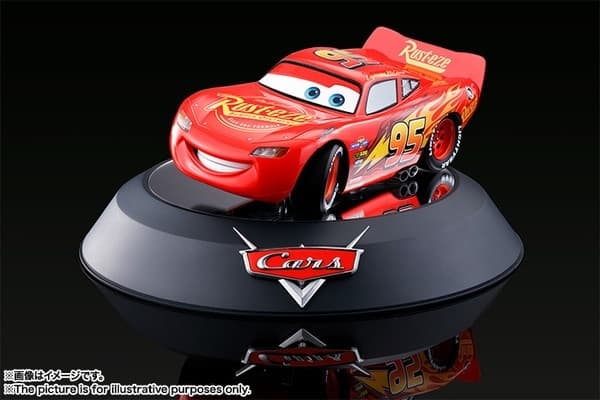 Cars 3 - Lightning McQueen - Chogokin - 1/18