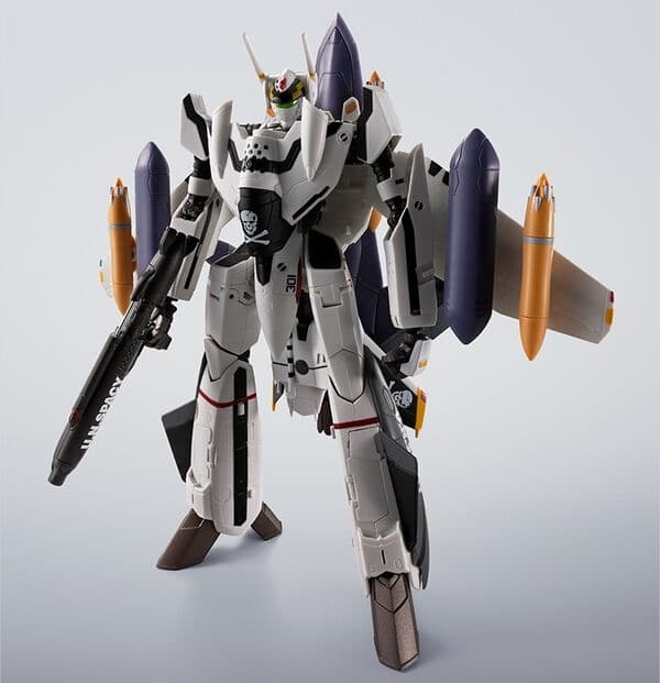 Macross Zero - QF-2200D-B Ghost - Roy Focker's VF-0S Phoenix - HI-METAL R
