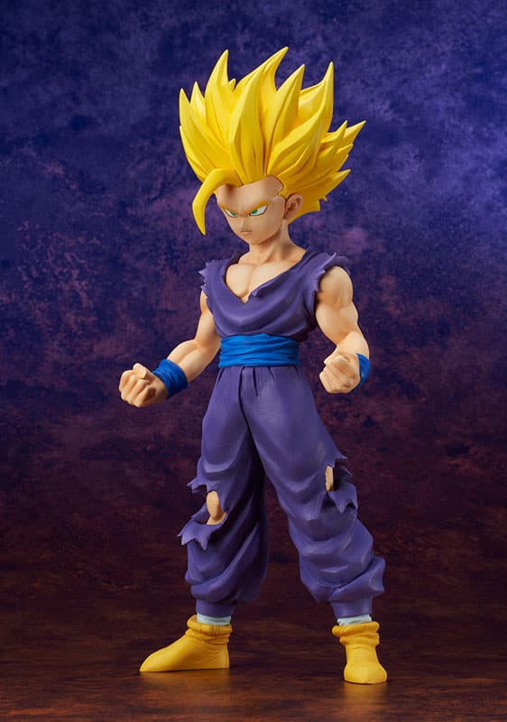 Gigantic Series - Dragon Ball Z: Super Saiyan 2 Son Gohan Complete Figure