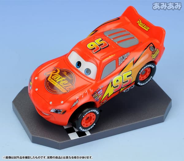 Revoltech Pixar Figure Collection - No.003 Lightning McQueen