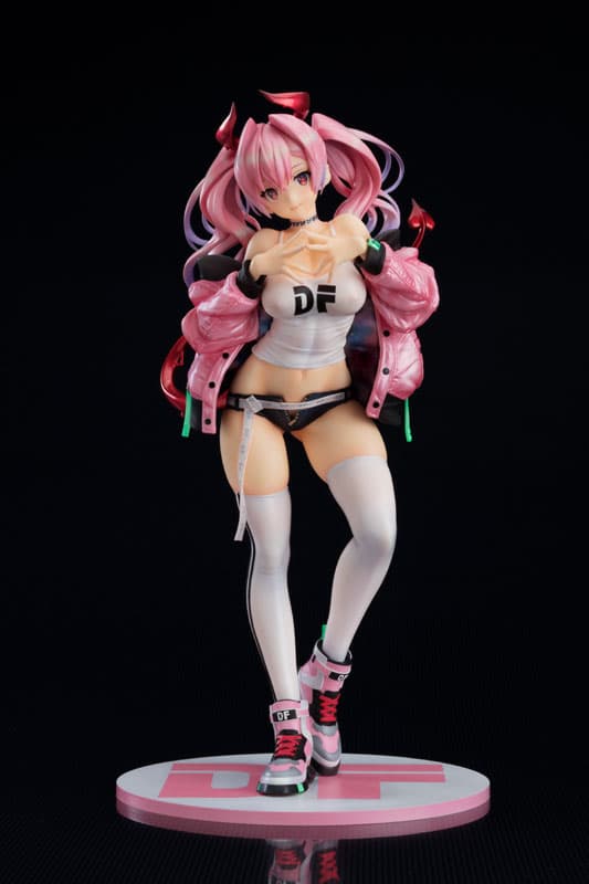 Stella 1/7 Complete Figure