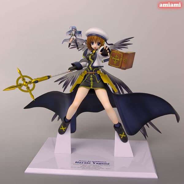 Magical Girl Lyrical Nanoha StrikerS - Hayate Yagami 1/7 Complete Figure