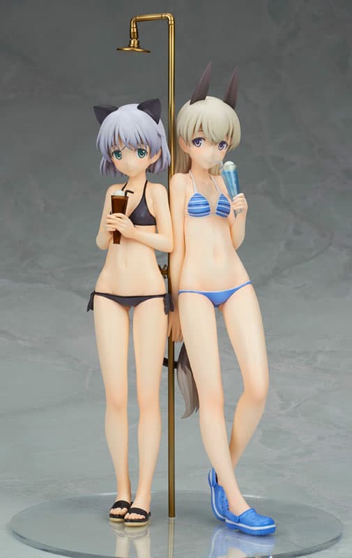 Strike Witches 2 - Sanya & Eila Swimsuit Ver. 1/8 Complete Figure