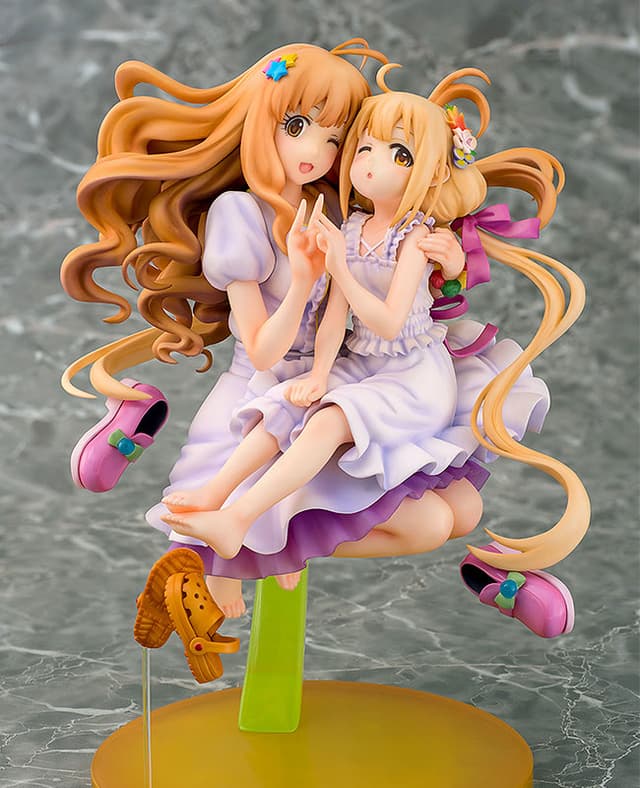 THE IDOLM@STER Cinderella Girls - Kirari Moroboshi & Anzu Futaba 1/8 Complete Figure