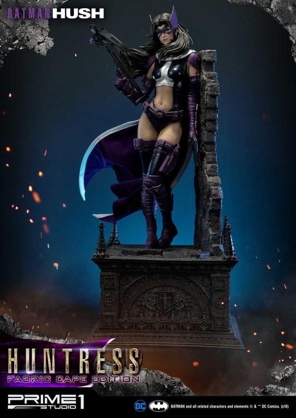 Batman: Hush - Huntress - Museum Masterline Series (MMDCBH-04F) - 1/3 - Fabric Cape Edition