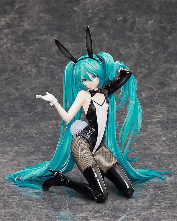 B-style Character Vocal Series 01 Hatsune Miku: Bunny Ver. / Art by SanMuYYB 1/4 Complete Figure