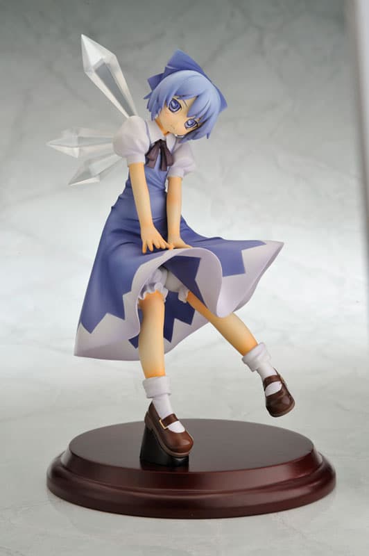 Touhou Project - Cirno 1/6 Complete PVC Figure
