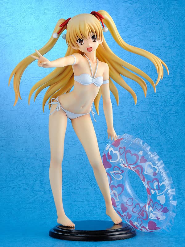 Listen to Me, Girls. I Am Your Father! - Miu Takanashi Swimsuit Ver. 1/4 Complete Figure