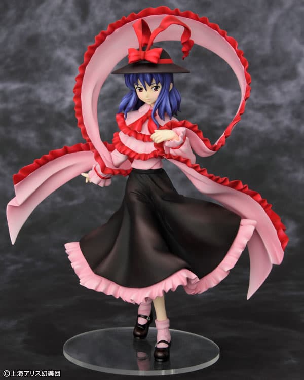Touhou Project - Beautiful Scarlet Cloth "Iku Nagae" 1/8 Complete Figure