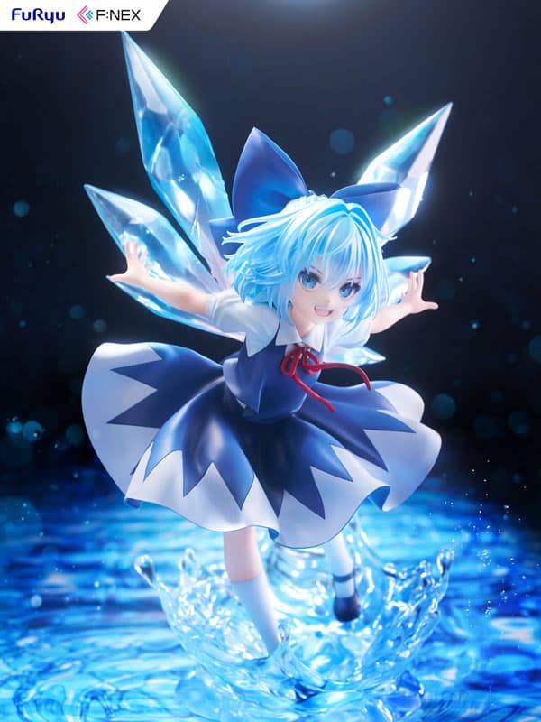 Cirno illustration by Uuzan 1/7 Complete Figure