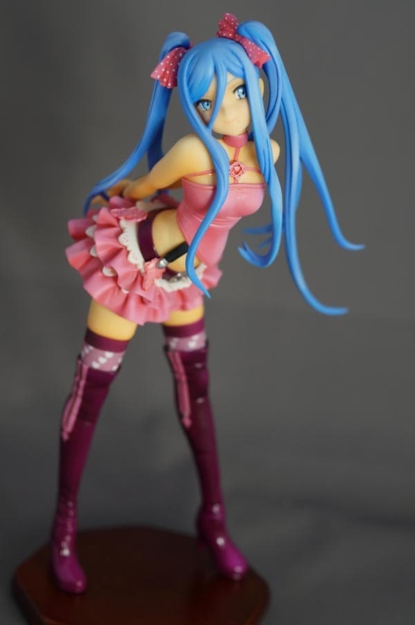 Figure image