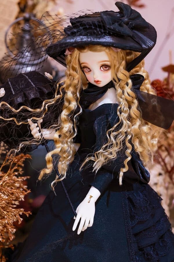 Vampire Lady Bee - 1/4 - DOLK x Peak’s Woods, Claudia 2026 ver.