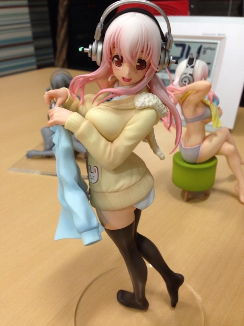 Figure image