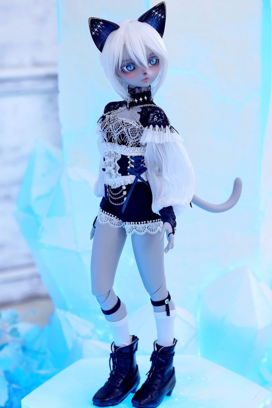 Figure image