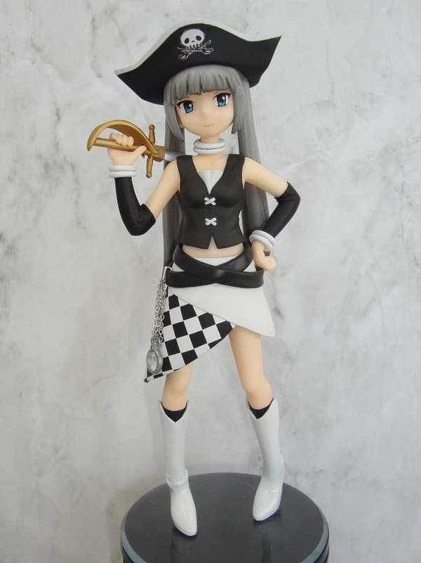 Miss Monochrome - Pirate ver.