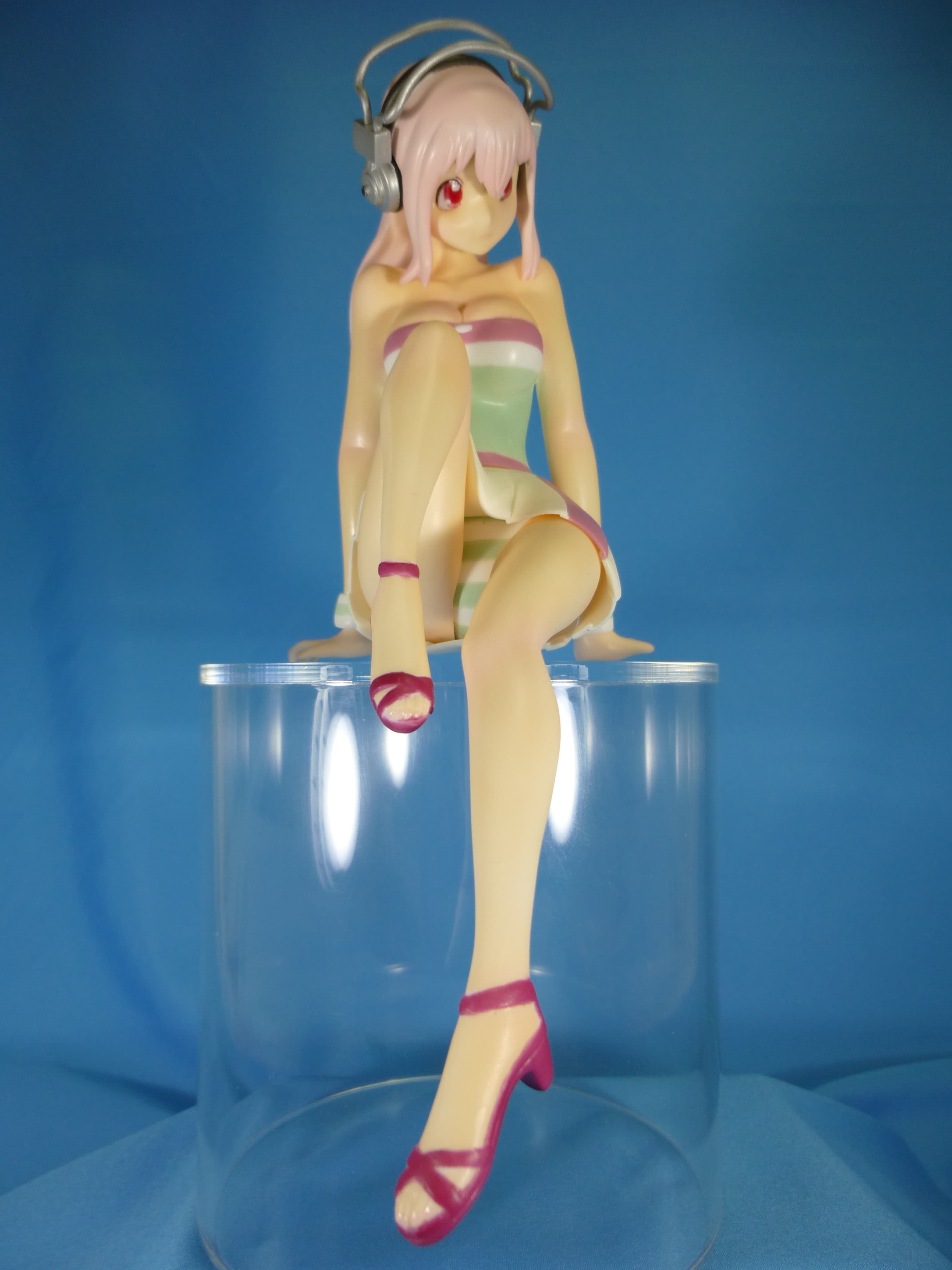 Figure image
