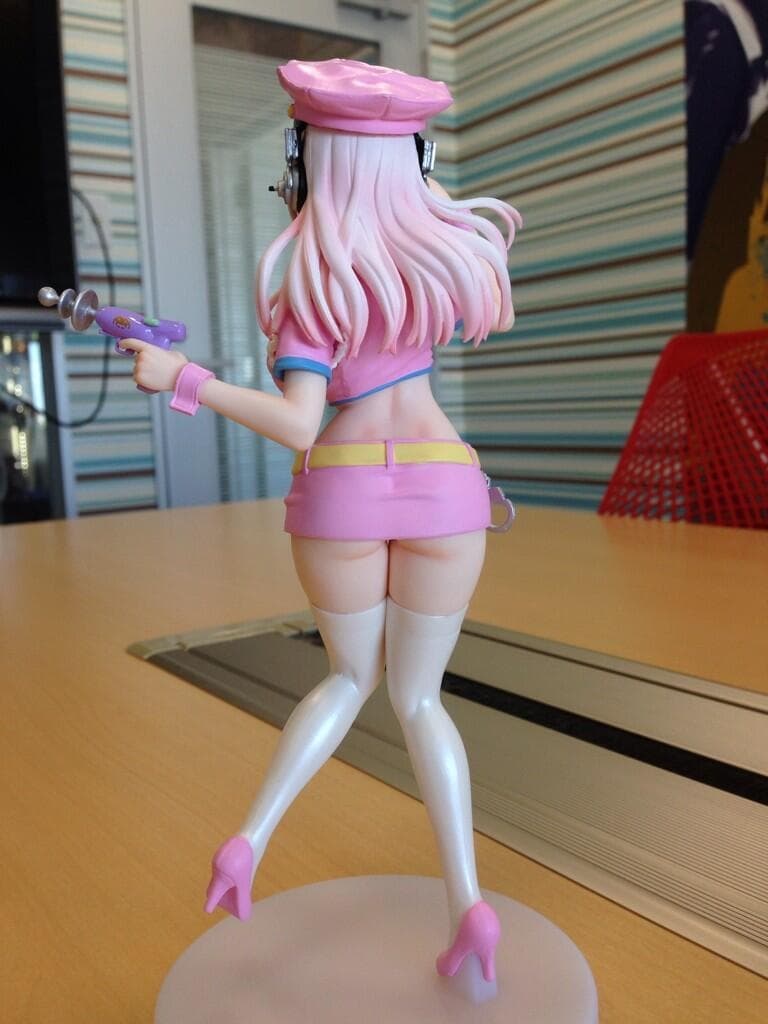 Figure image