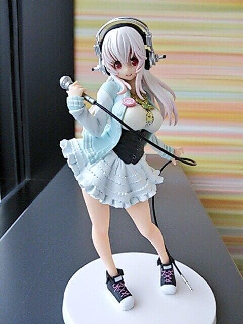 Figure image
