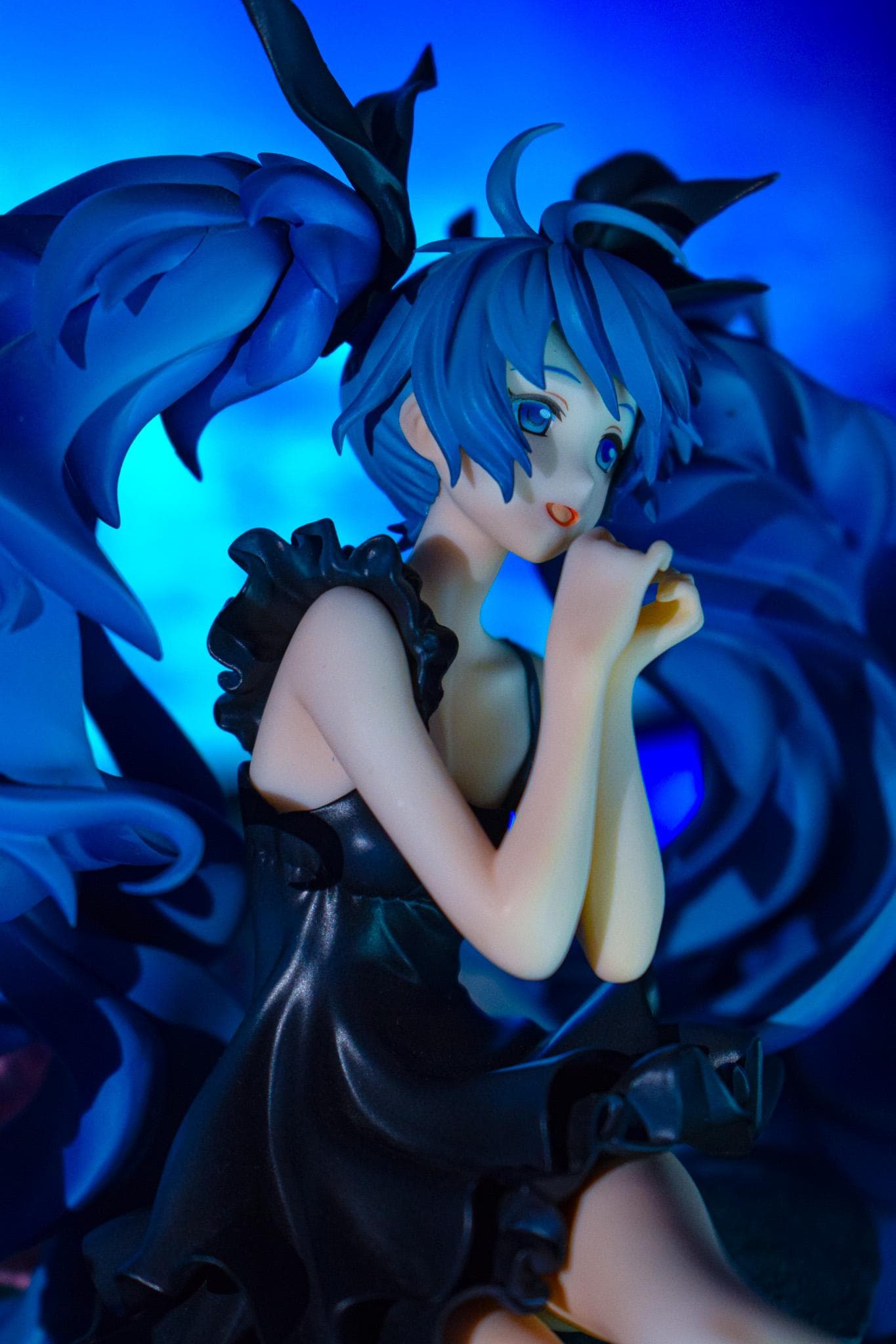 Anime figure photo by sillymeeks