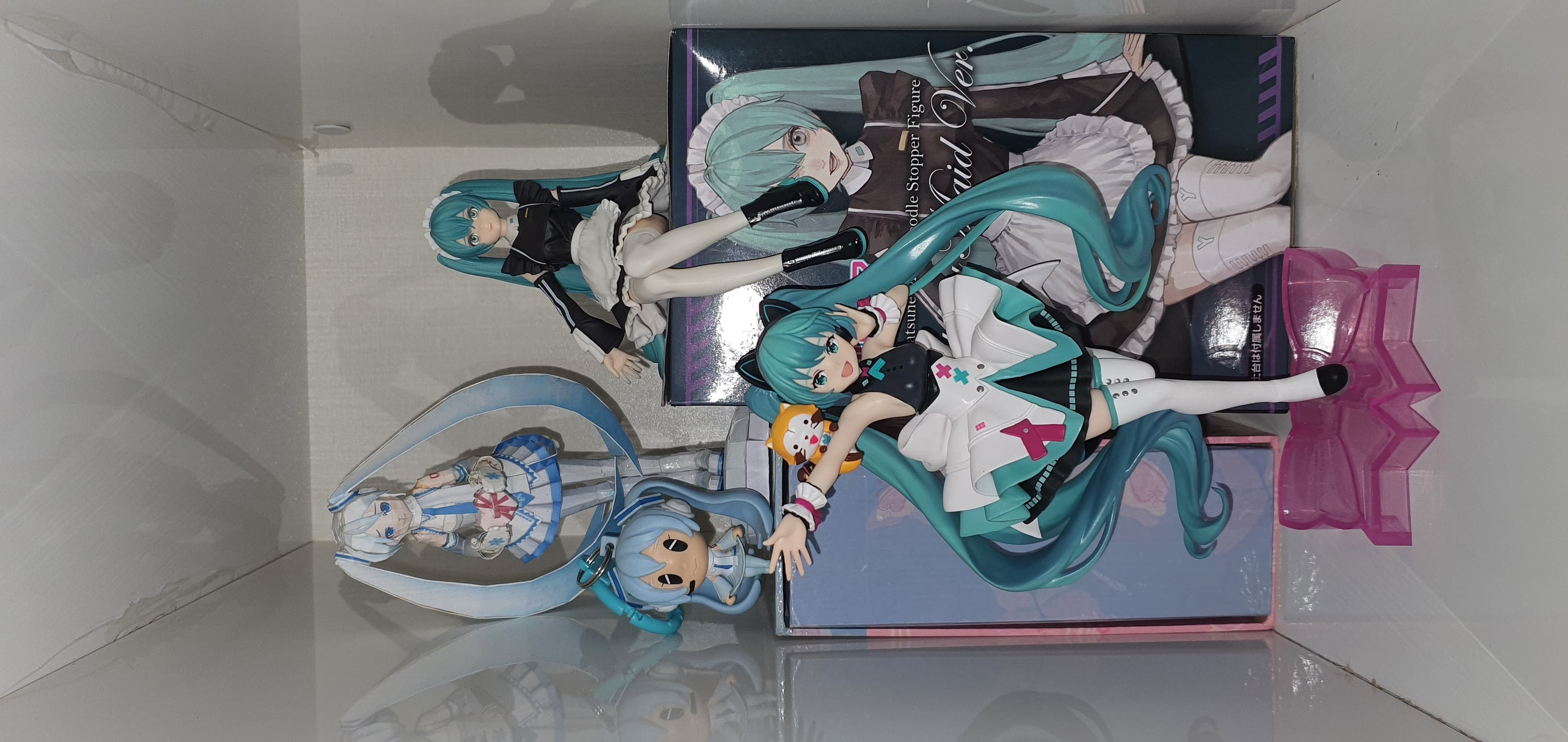 Anime figure photo by R3ddyfox