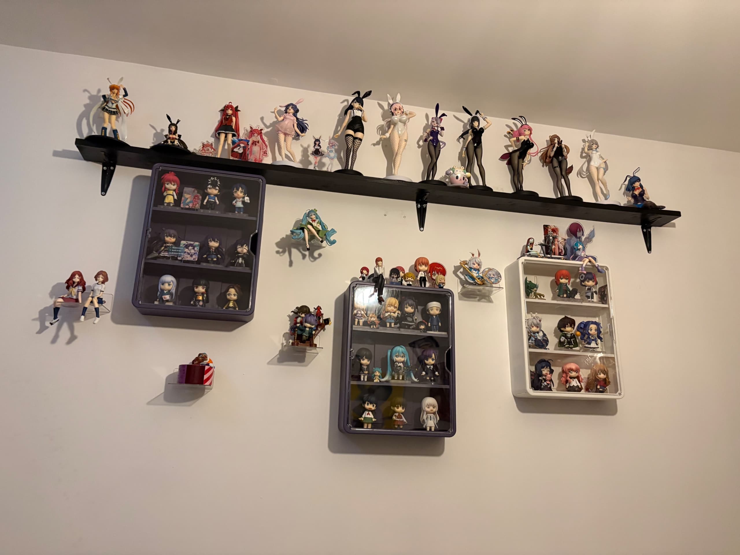 Anime figure photo by Erin_Heron
